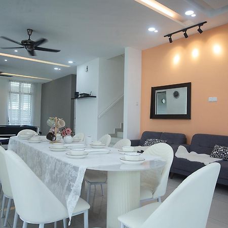Countryside Villa Johor Bahru Exterior photo
